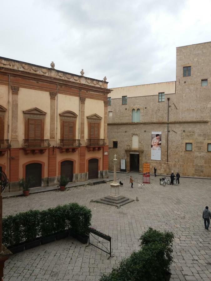Apartamento La Stanza Del Vicolo Palermo Exterior foto