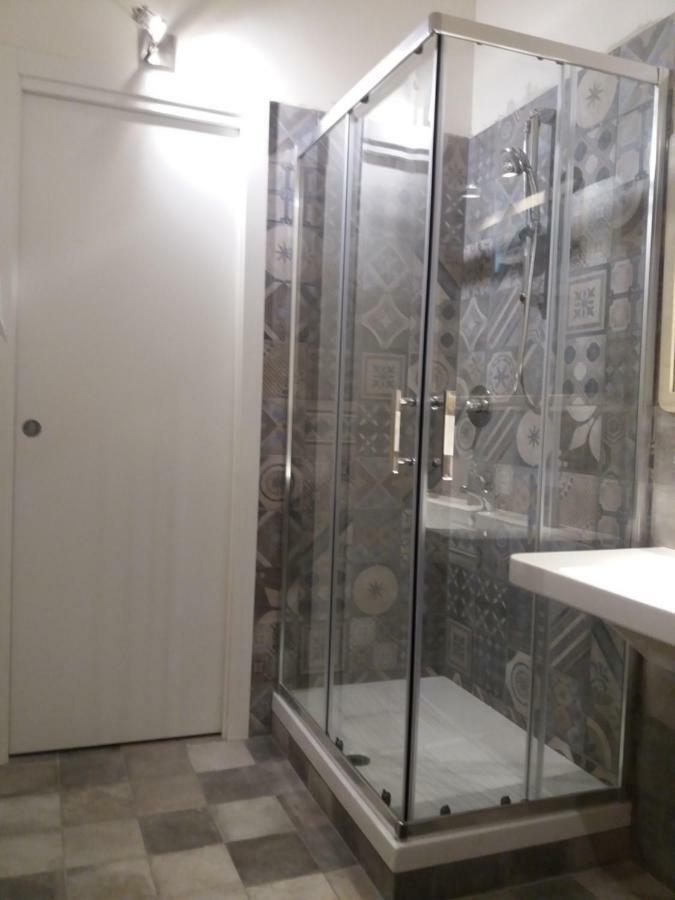 Apartamento La Stanza Del Vicolo Palermo Exterior foto