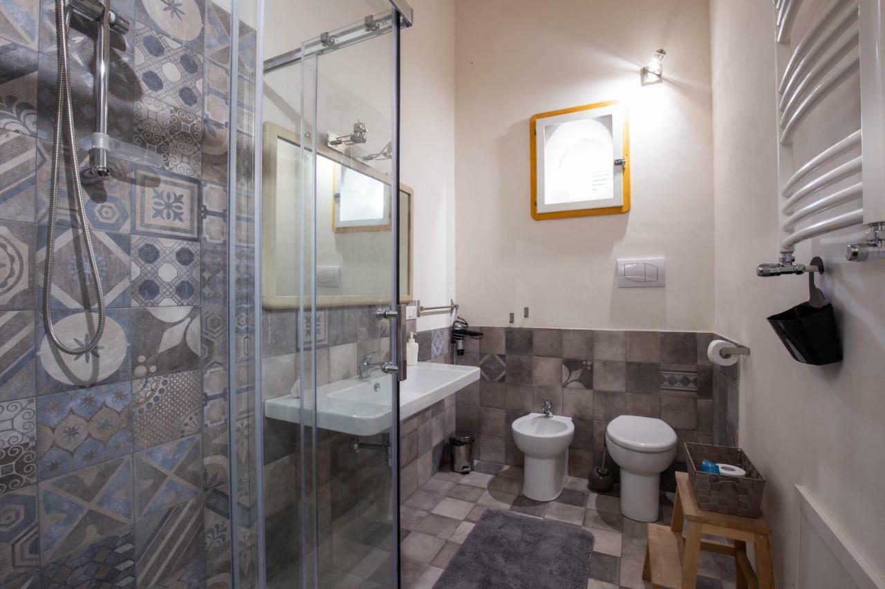 Apartamento La Stanza Del Vicolo Palermo Exterior foto